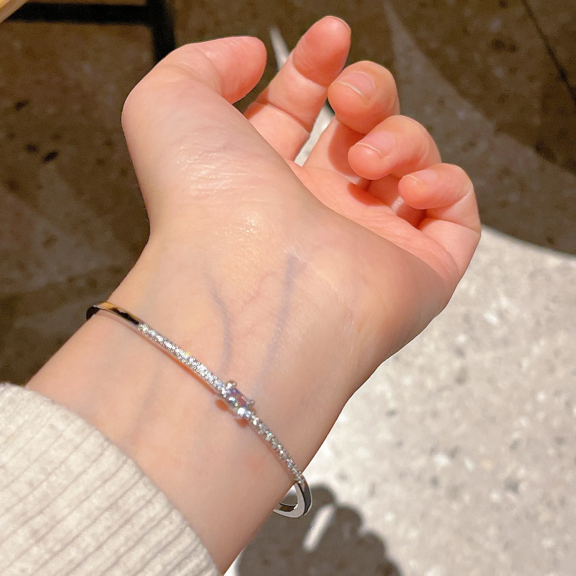 Slim Cuff Bracelets Bangles For Women Girl White Gold Plated Shine Zirconia Fine Jewelry Fashion Party Charm Accessories