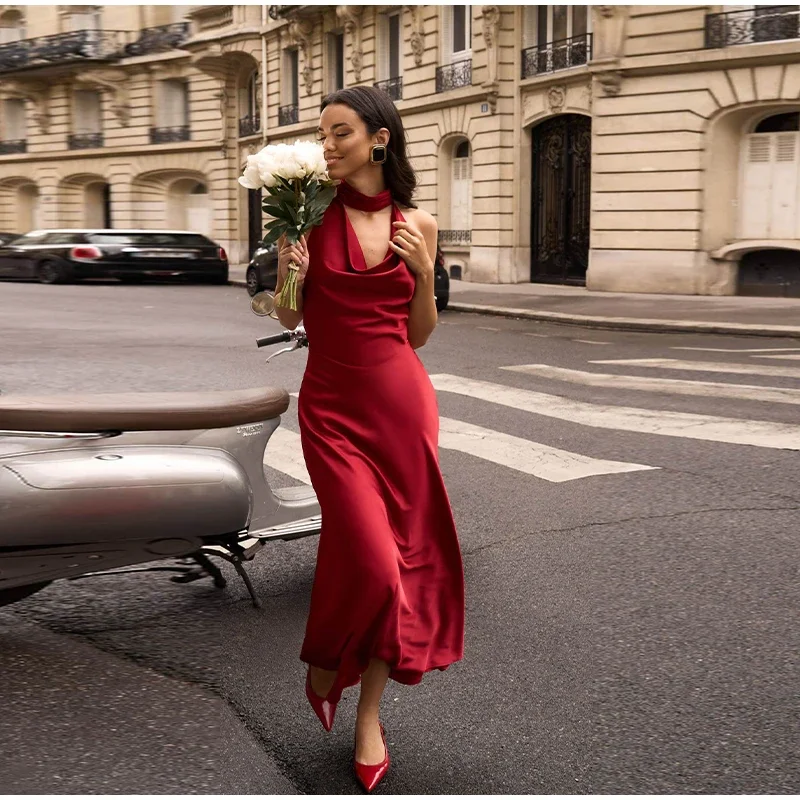 

Sexy Back Pearl Straps Women' s Dress Elegant Slim Halter Sleeveless Dressess Female 2025 Summer Fashion Party Lady Evening Gown