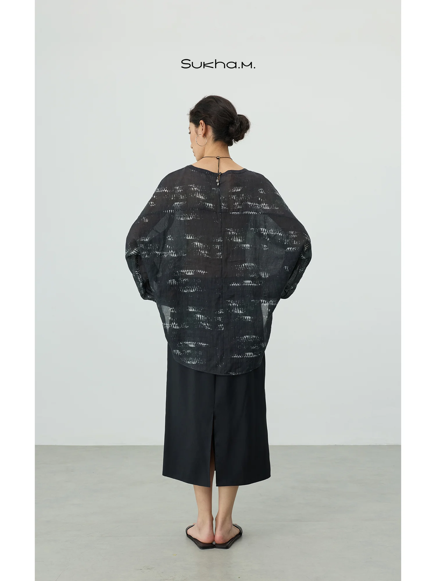 

Handmade Flax round Neck Loose Casual Shirt Women's Spring Summer Sukha M 60 Stems Lazy Design Comfortable Breathable Shirt