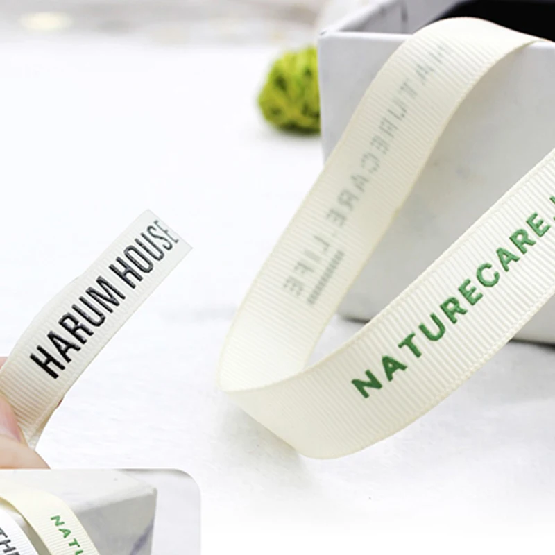 Customized inquiry Hot Silver UV Printed Custom logo of Gilded Label Customized Clothing Woven Labels Accessories Label Printing