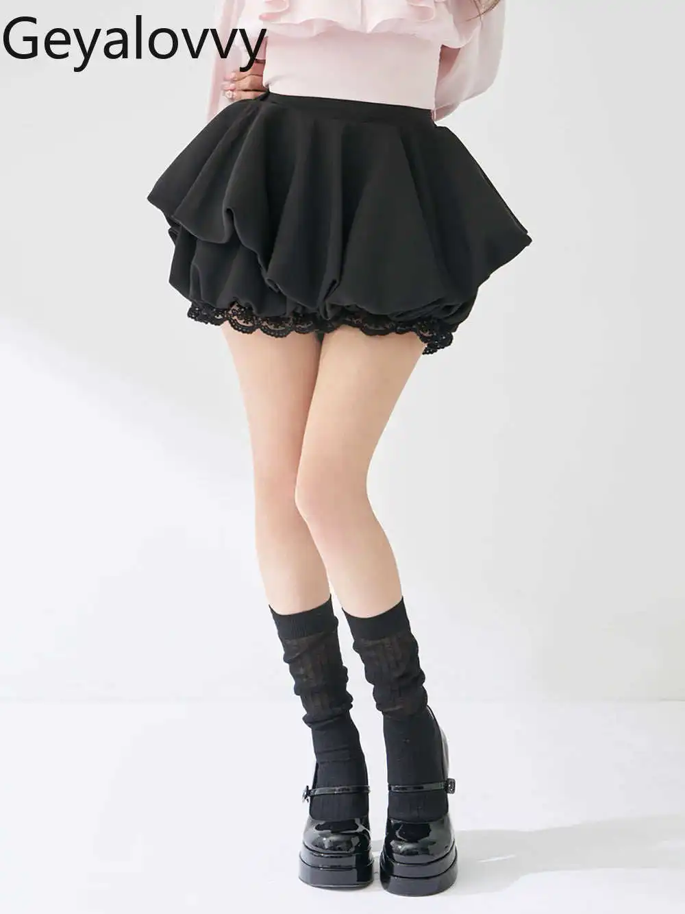 

Весенне-летняя мини-юбка с кружевной отделкой и высокой талией, однотонная, облегающая, для девушек, универсальная, расклешенная, юбка-шорты для женщин