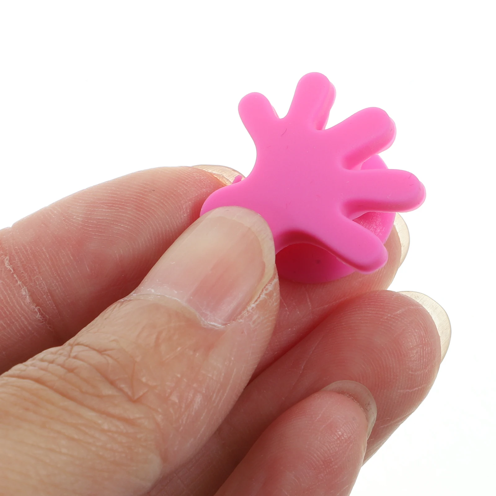 

24pcs Glass Label Silicone Drink Markers Animal Charms Suction Cup Reusable Glassware Identifier for Parties