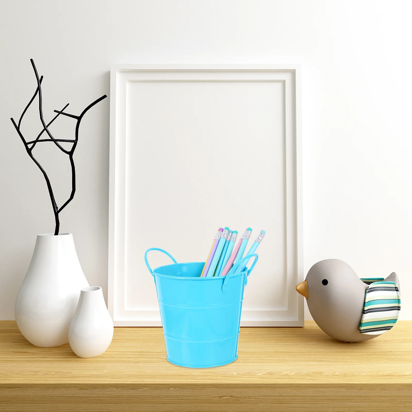 Sleek Metal Pen Holder Desk Organizer Multipurpose Pencil Cup Container for Office School Home Accessories Storage Decor