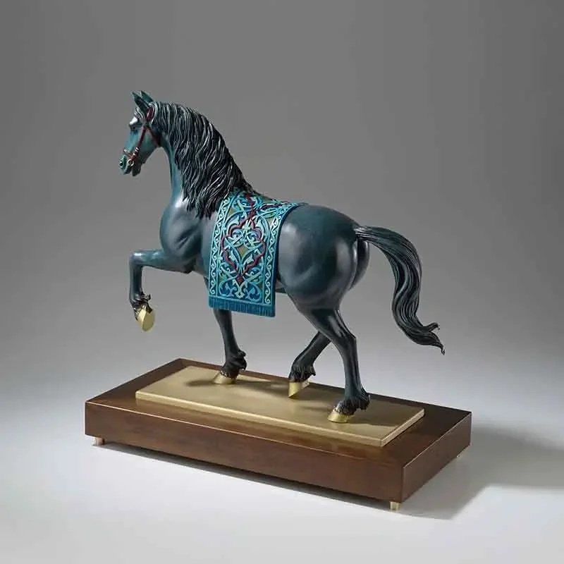 Copper Crafts Ornaments Luxury Brass Horse Sculpture Home Living Room Office Desktop Decoration High End Handicraft Sculptures