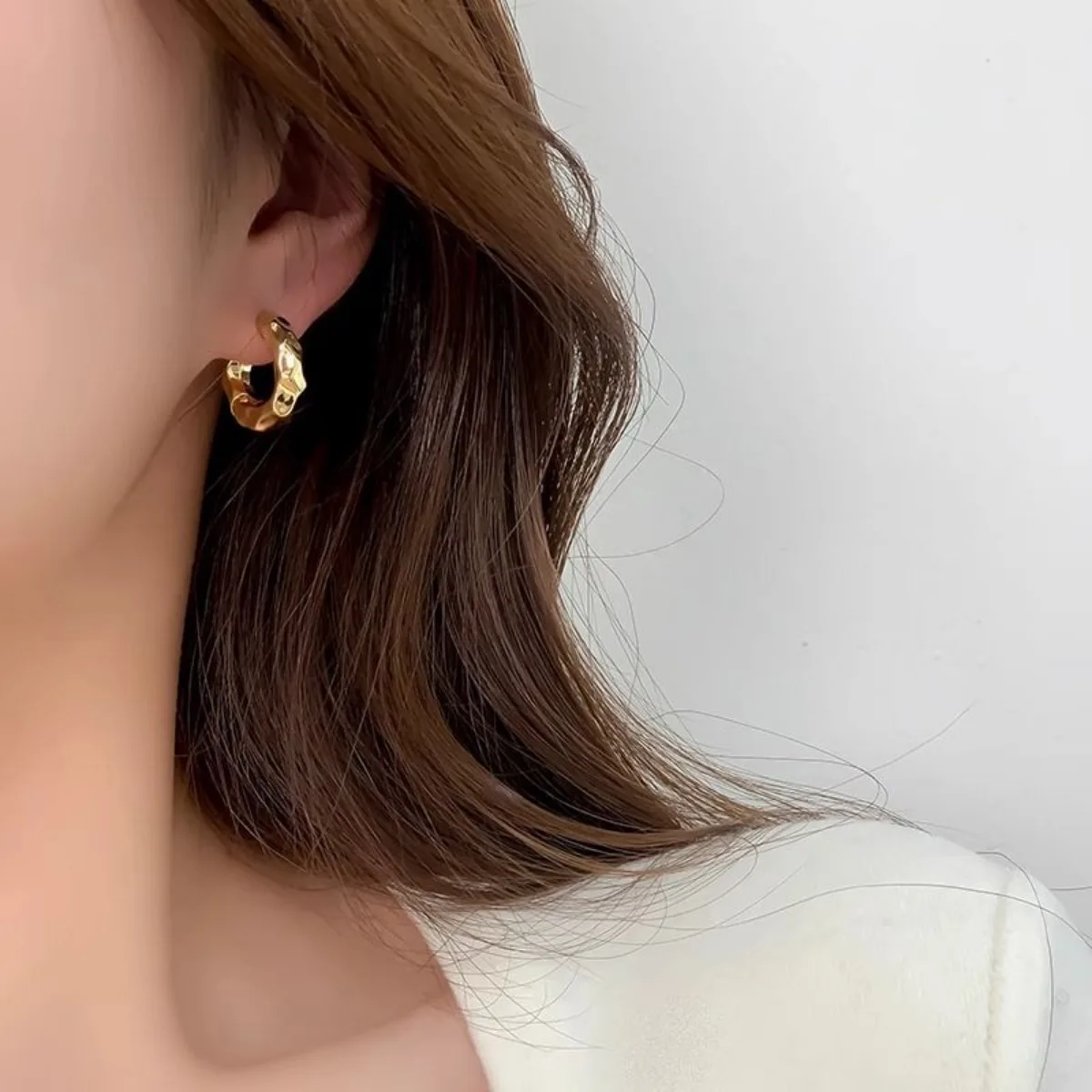 textured metal hoop earrings minimalist trendy elegant lightweight fashion jewelry for women