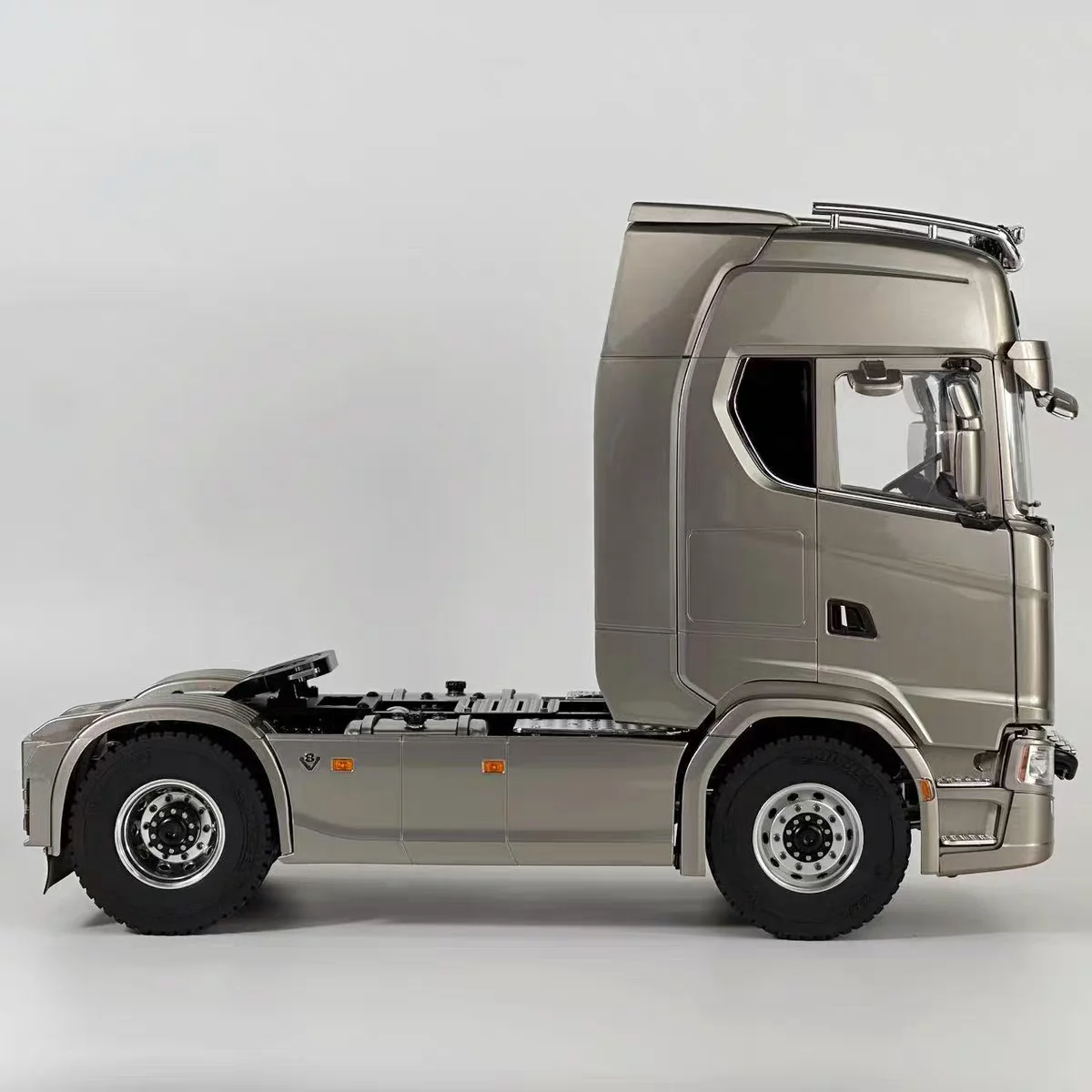 1/14 RC Tractor Truck 770S Differential Locks 2Speed Gearbox 4WD Lights Sounds Remote Control Lorry Car for TAMIYA Trailer