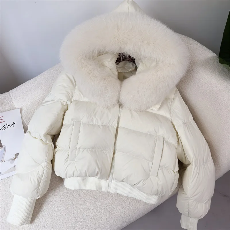 Chaqueta corta de plumón de ganso blanco con capucha para mujer, piel de mapache de zorro Real, acolchado cálido, chaqueta gruesa recortada para exteriores, Invierno