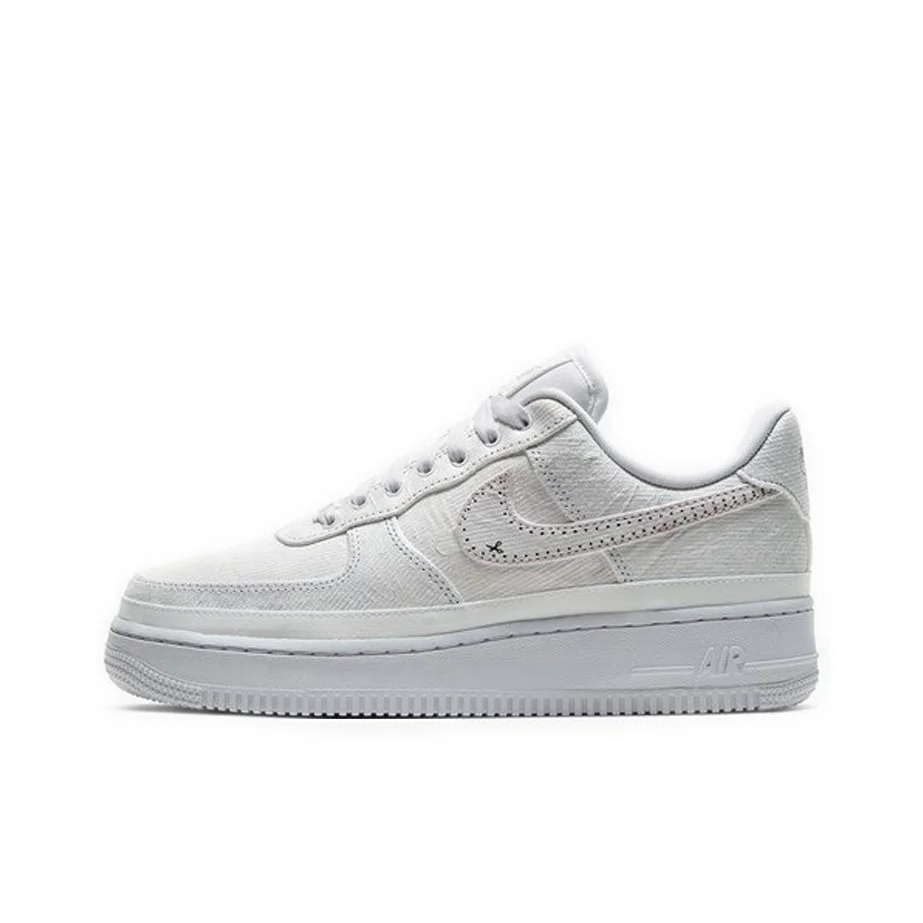 

Женские кроссовки Nike Air Force 1. Low 'Tear Away' CJ1650-101