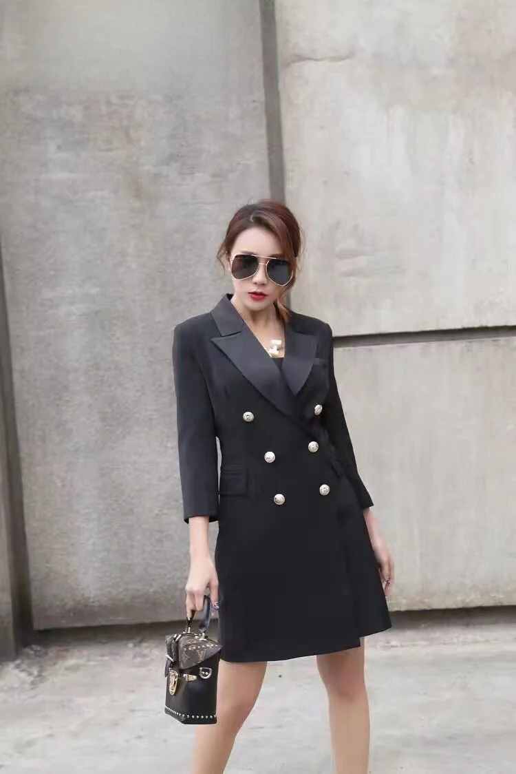 Klasyczny dwurzędowy płaszcz szyty na miarę Dr 2024 Jesień Długi Sve Street Sle Jednolity kolor Odzież robocza Dopasowany krój Długość midi