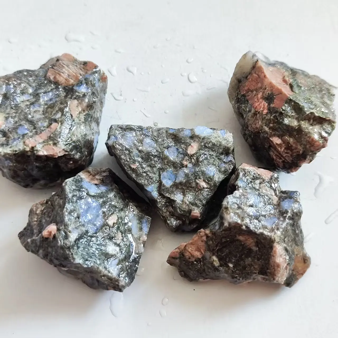 

Natural Raw Blue Glaucophane Rough Mineral Specimen Rockstone Unpolished Irregular Shaped Reiki Healing Home Decoration Stone