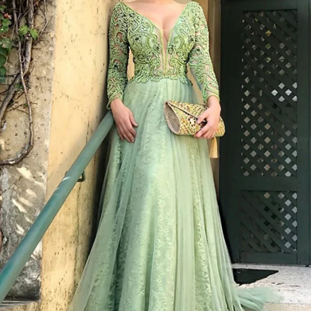 

Elegant V-Neck A-Line Wedding Guest Dress For Women Lace Mother Of The Bride Dresses Sage Groom Mom Long Formal Party Gowns