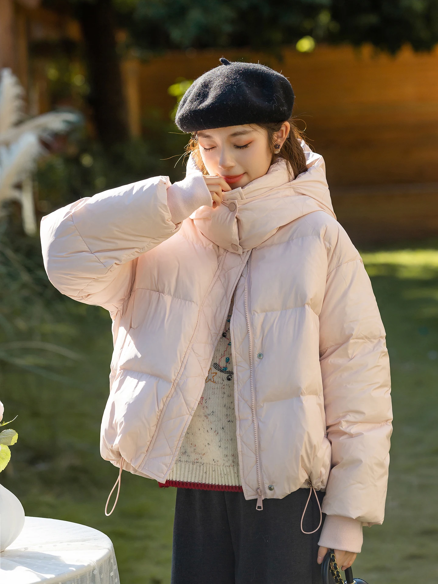 

Женская утепленная короткая куртка-пуховик с капюшоном на молнии, зимняя верхняя одежда