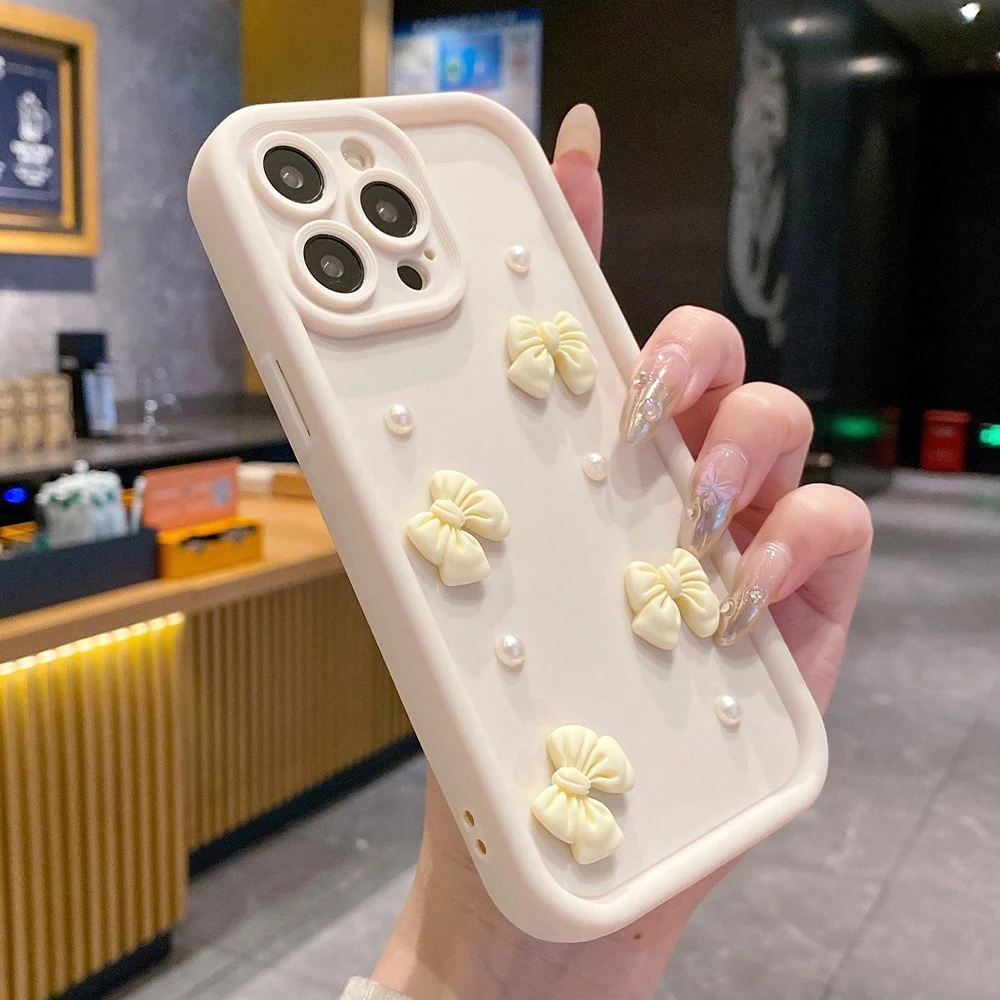 Koreanische 3D-Schleifen-Perlen-Handyhülle für iPhone 13 14 15 16 17 Pro Max 14 13 12 11 Pro XS 7 8 Plus Stoßfeste Matte Silikonhülle – Detail 6