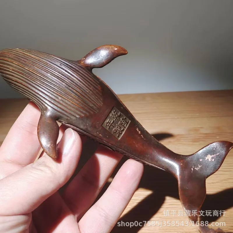 Antiqued copper whale-shaped , creative decorative piece, tower holder, aromatherapy incense burner, high-