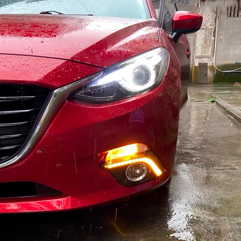 Suitable for 2014-2016 Mazda 3 Axela daytime running light rear bumper light fog lamp assembly accessories