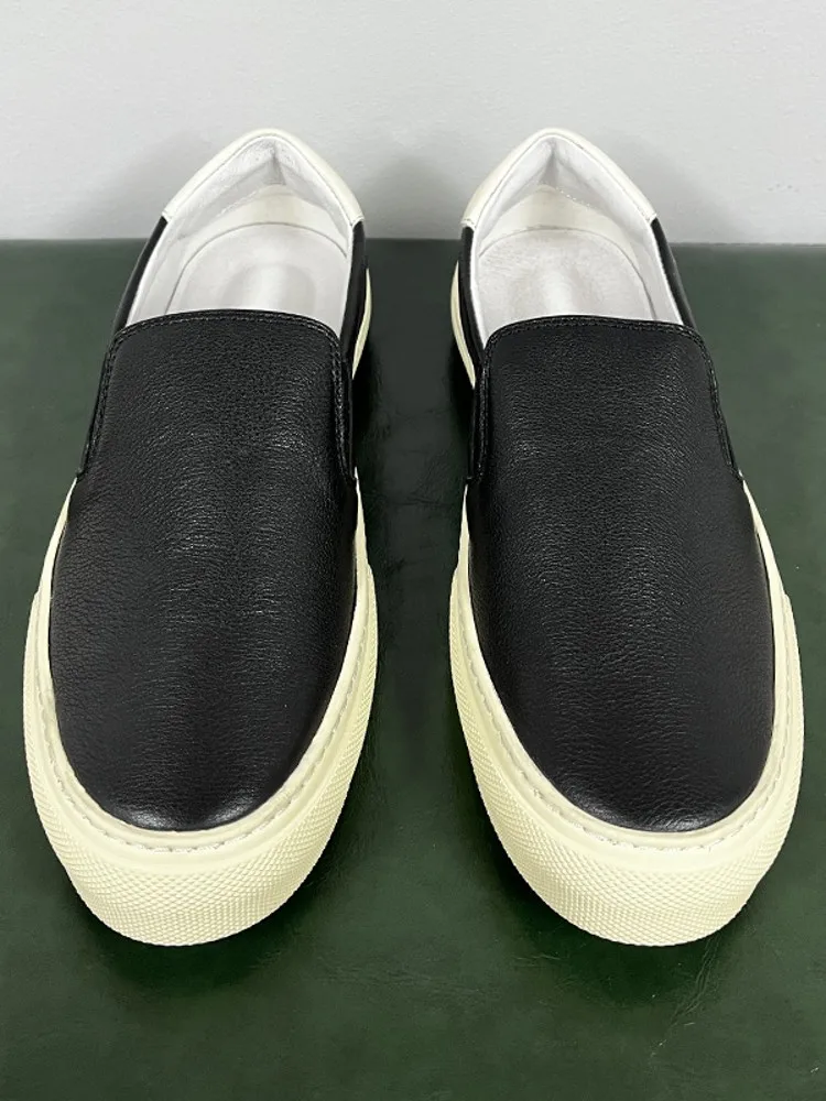 Summer Men Breathable Slip On Loafers Comfortable Soft Cowhide Genuine Leather Shoes Casual Driving Shoes White Black Lazy Shoes