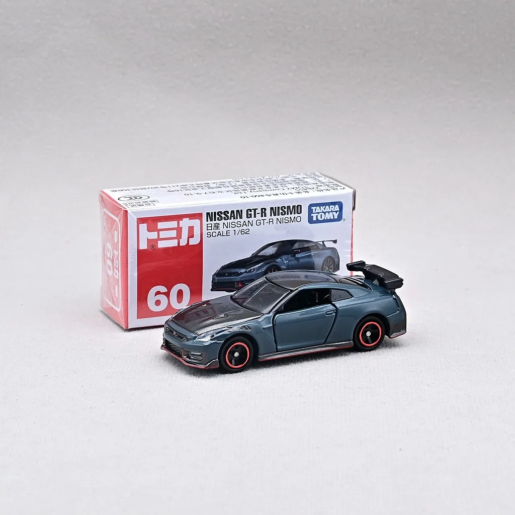 TOMY Nissan GTR35 Nismo Alloy Car Model Toy Collection Souvenir Display Ornaments Vehicle Gift