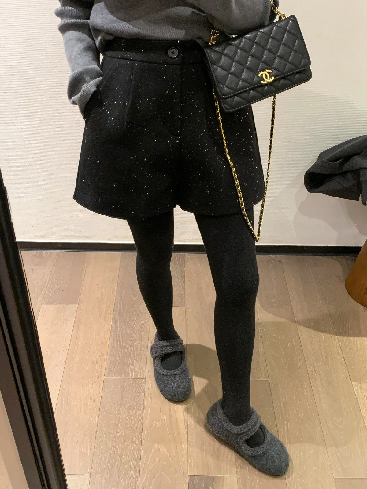 

Женские повседневные свободные брюки Love Devil Fi, сверкающие широкие брюки с высокой талией, модные брюки для поездок на работу, зима 2025 г.