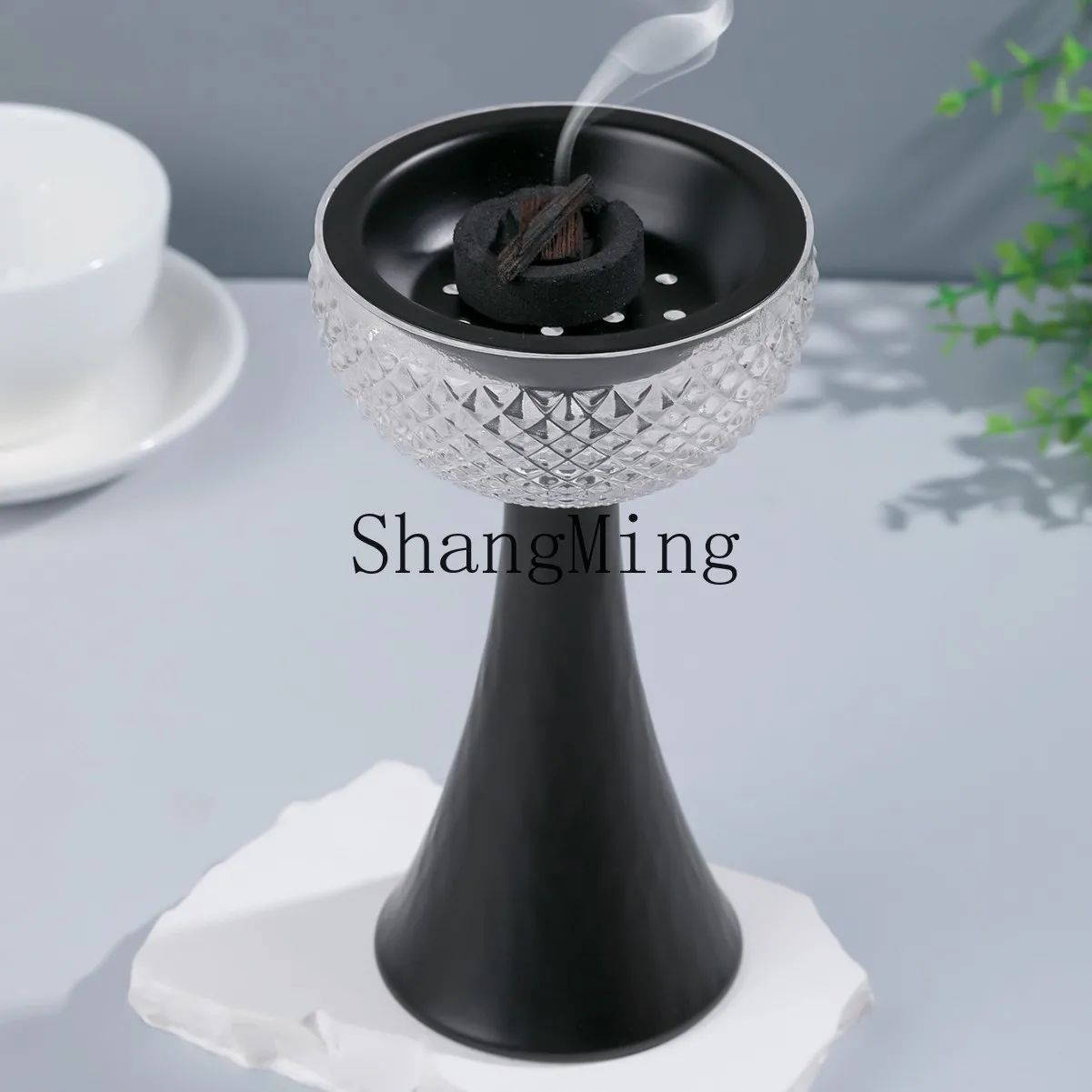 

DSA modern simple high-value metal translucent aromatherapy burner ornament, atmosphere incense burner ornament