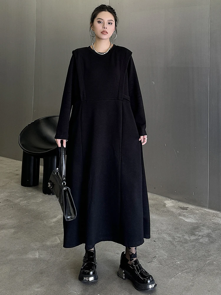 [EAM] Women Black Brief Big Size Shaped Midi Thick Dress New Round Neck Long Sleeve Fashion Tide Spring Autumn 2024  1DH6822