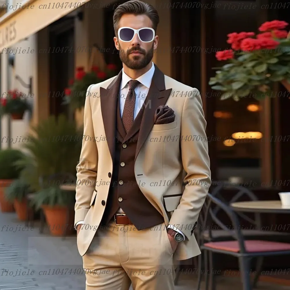 

Бежевый и темно-коричневый мужской костюм, официальная свадебная вечеринка, жених, жених, деловые мужские смокинги, комплект из трех предметов, куртка, жилет, брюки