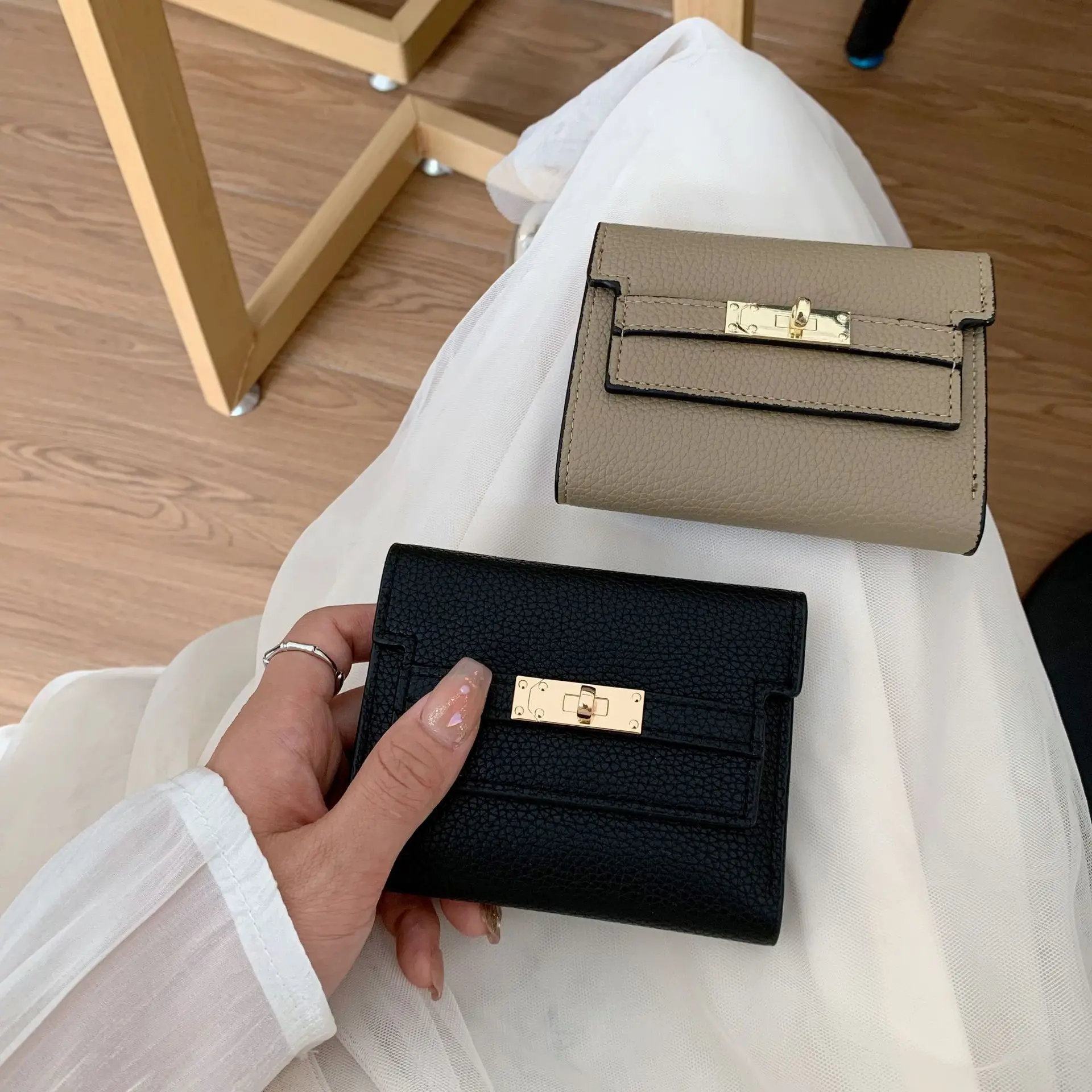 Women's Wallet Ins Women's Small Wallet Women's Luxury Small Folding Short Handbag Cross border Wallet