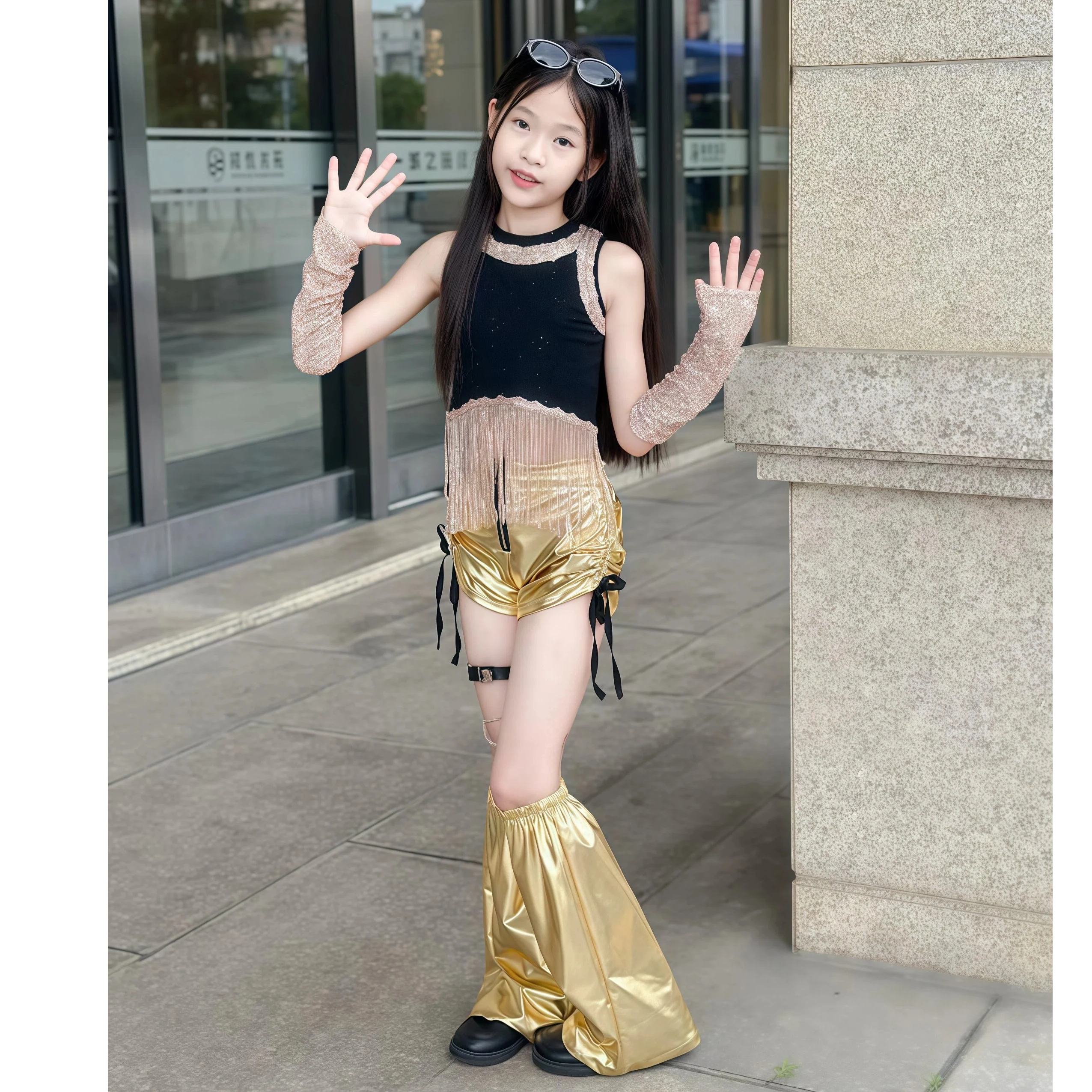 

K-pop Idol Style Girls Golden Shiny Dance Set Crop Top Shorts Hip Hop Stage Performance Suit