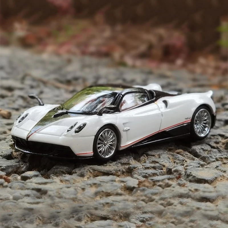 LCD 1:64 Huayra BC version Fengshen sports car convertible with top cover alloy car model