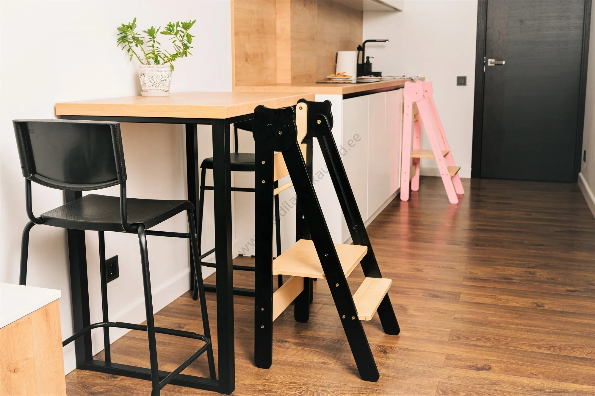 Fold Kitchen Stool Helper for Kids with Non-slip Mat Toddler Stool Tower Toddler Stepping Stool for Counter for Learning Wooden