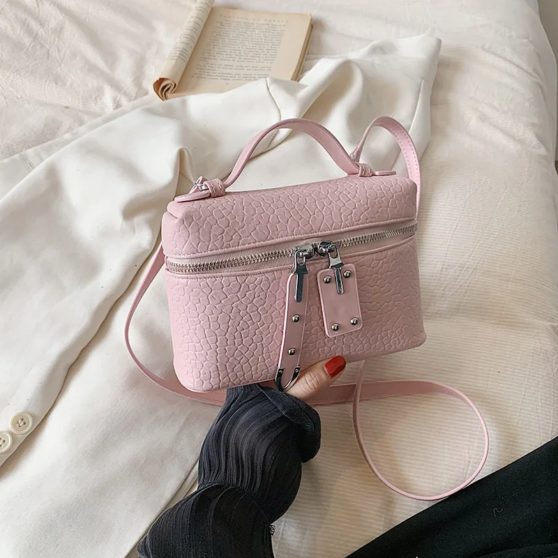 Women\'s Bag 2023 New Korean Fashion One Shoulder Crossbody Small Square Bags Personalized Elegant Ladies Party Handbags