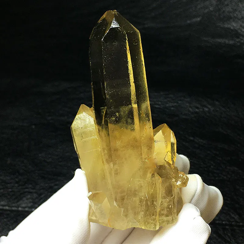 cristal-de-quartzo-amarelo-natural-nao-polido-altamente-transparente-peca-decorativa-de-mesa-em-forma-de-piramide-com-design-geometrico-em-camadas