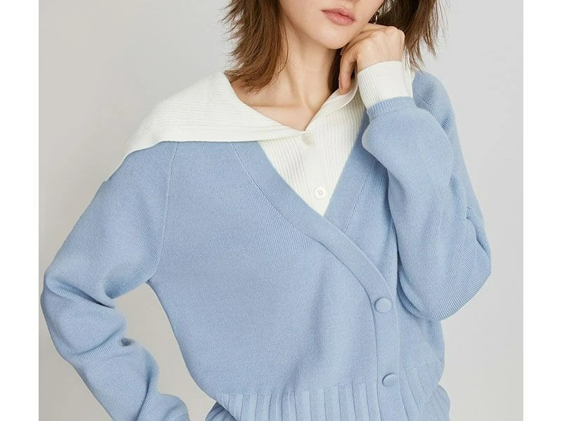 Casual Style Fake Two-piece Knitted Sweater for Women in Winter 2025 New Spliced Color Blocking Sweater