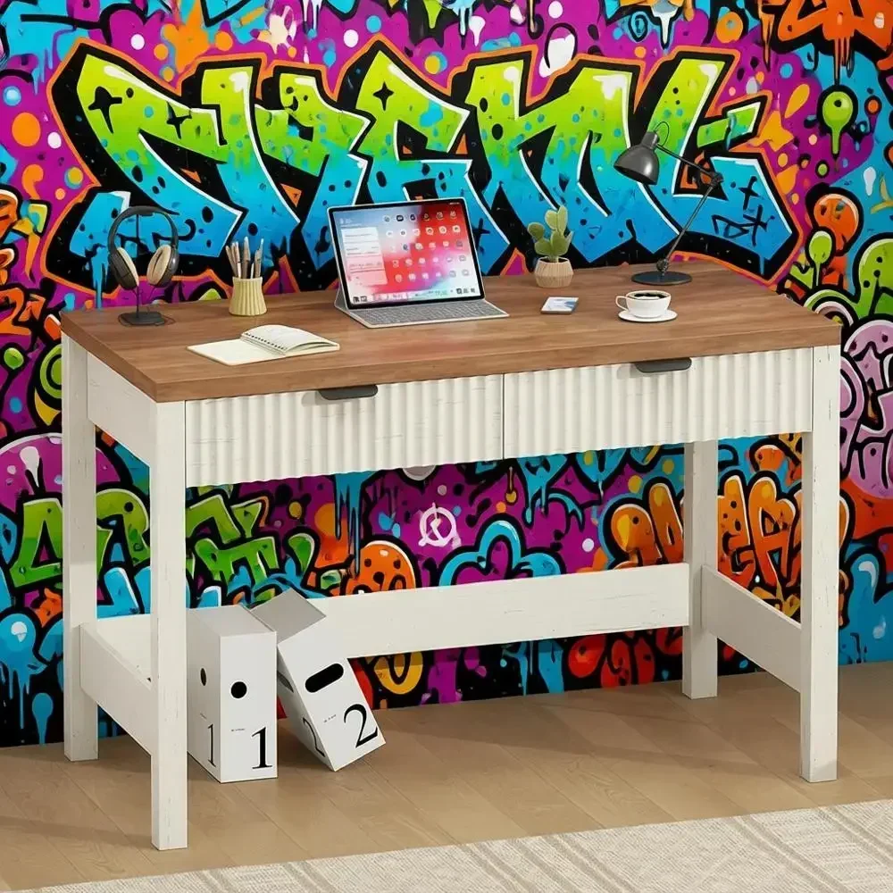 Luted Computer Desk…