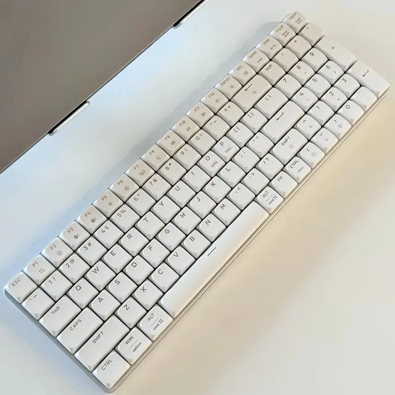 Low Profile Ultra Slim KeyCaps Choc Minimalist Black White PBT Key Caps for Kailh 1350 Wireless Bluetooth Mechanical Keyboard