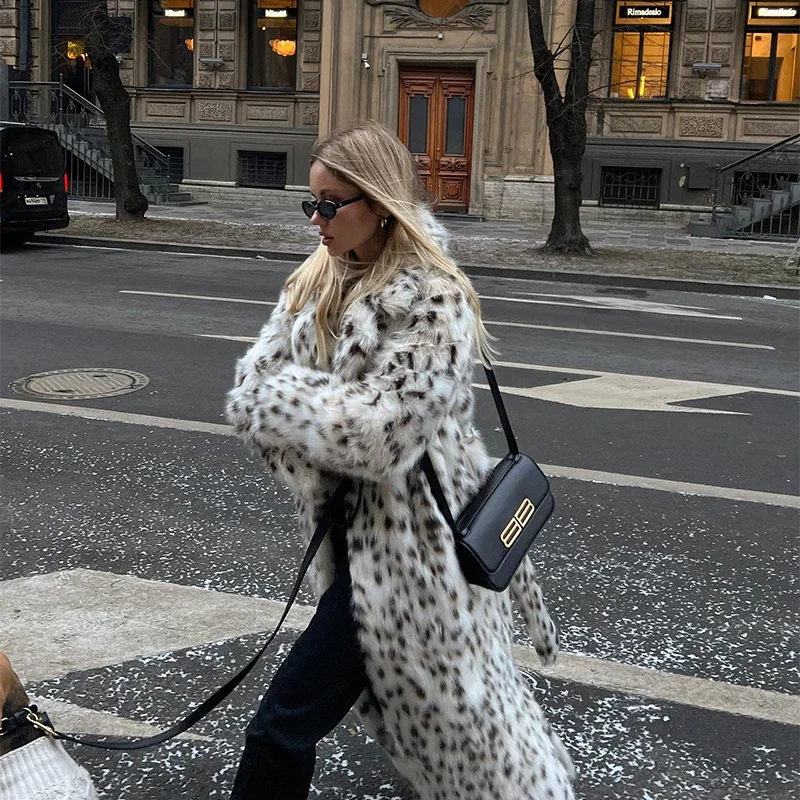 2024 Winter Stylish Street Fashion Fluffy Faux Fur Coat Women Exclusive Long Belted Furry Leopard Eco Fox Fur Jacket Overcoat