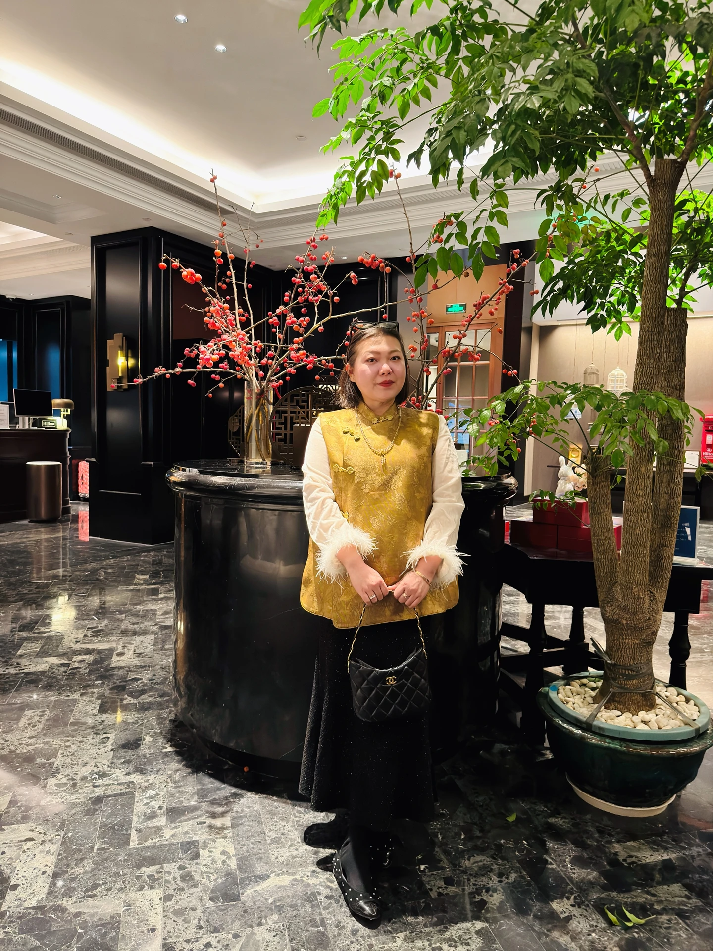 

Large Size Women's Autumn Winter New Chinese Sle Stand Collar Acetate Embroidery Button Vest Casual Faion Outerwear