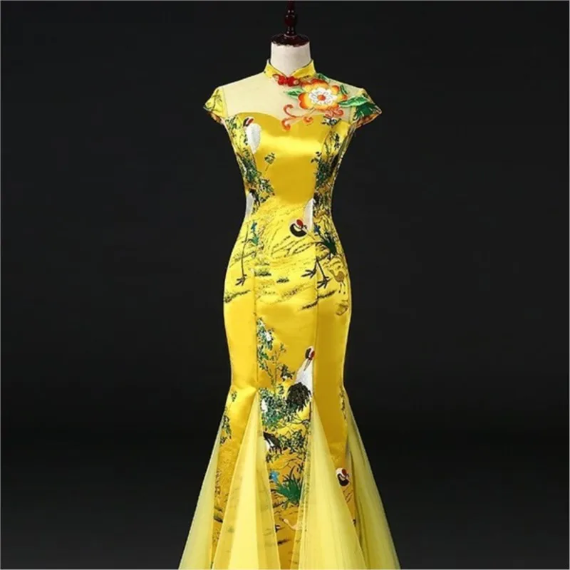 Yellow Chinese-style improved cheongsam evening dress fishtail long women's performance brocade