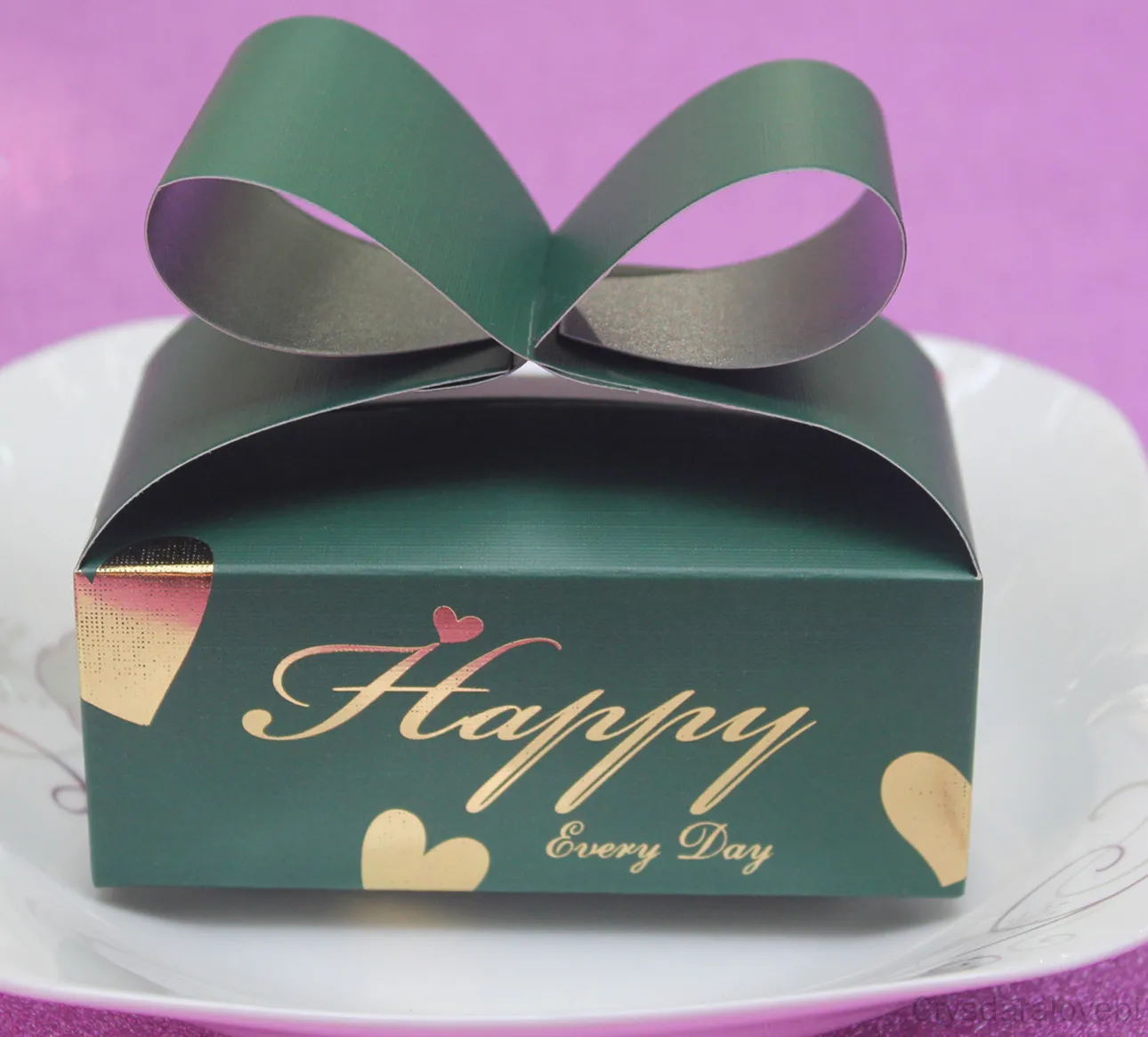 

100pcs New European Style Creative Bow Wedding Candy Box Mori Wedding Candy Gift Box Paper Empty Box