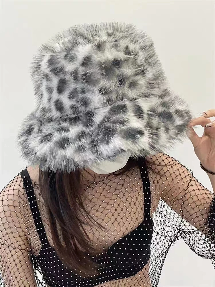 Winter Warm Big Fur Bucket Hat Women Outdoor Hat Soft Plush Bucket Hat Korean Fashion Chic Ladies Casual Hat 2023