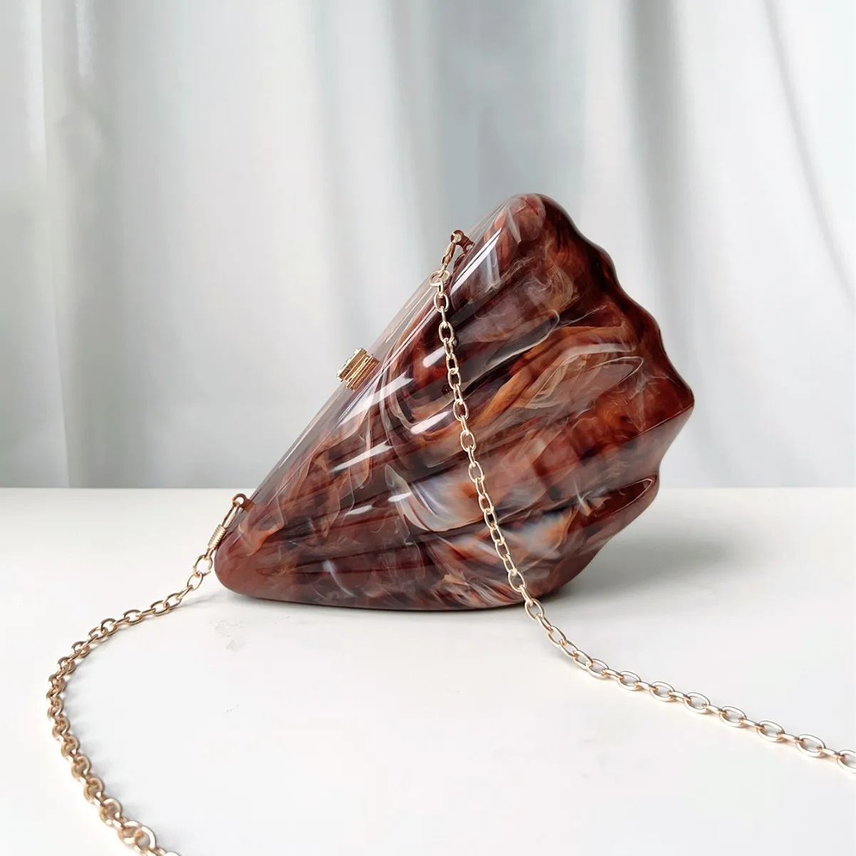 

Женская свадебная банкетная сумка, новинка 2025, сумка для прессования, акриловая банкетная сумка на одно плечо, диагональная сумка с перекрестной цепочкой