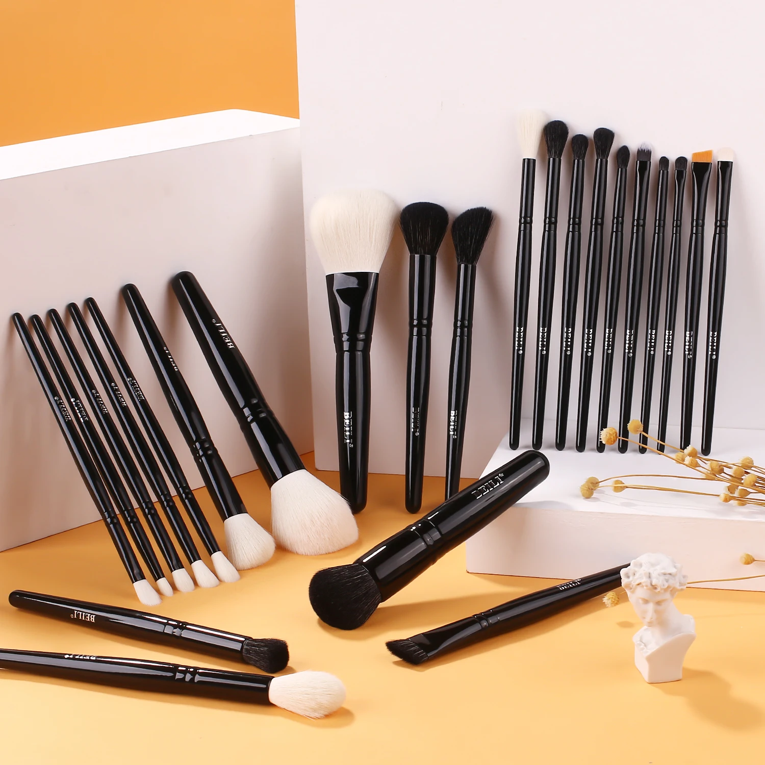 BEILI Professional Black Makeup Brushes for Foundation Loose Powder Blush Highlight Eyebrow Eyeliner Blending Cosmetic Brush Set