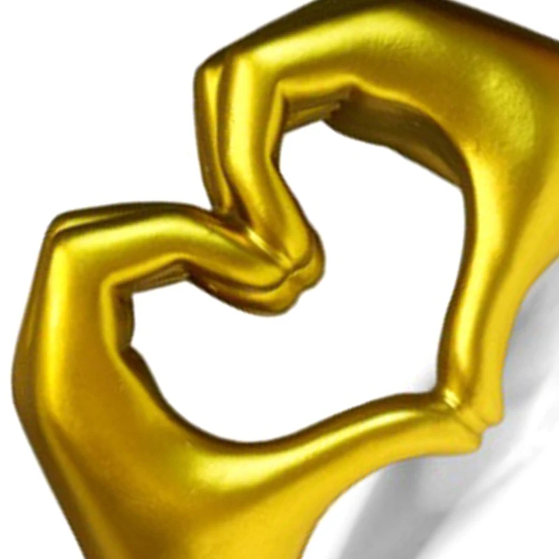 Gold Heart Hands Sculpture Gold Decor Aesthetic Romantic Statues Decor For Living Room Bedroom Apartment Bookshelf Table