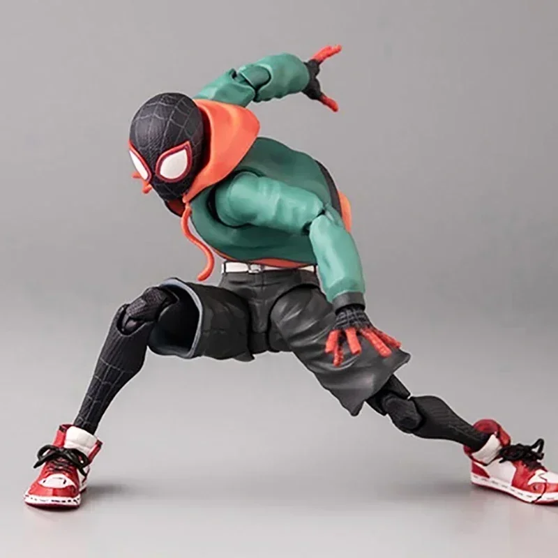 Sentinel Sv Action Spiderman Miles Morales Action Figure Model Spider-Man Into Spider Verse Peter Parker Miles Figurine Toys