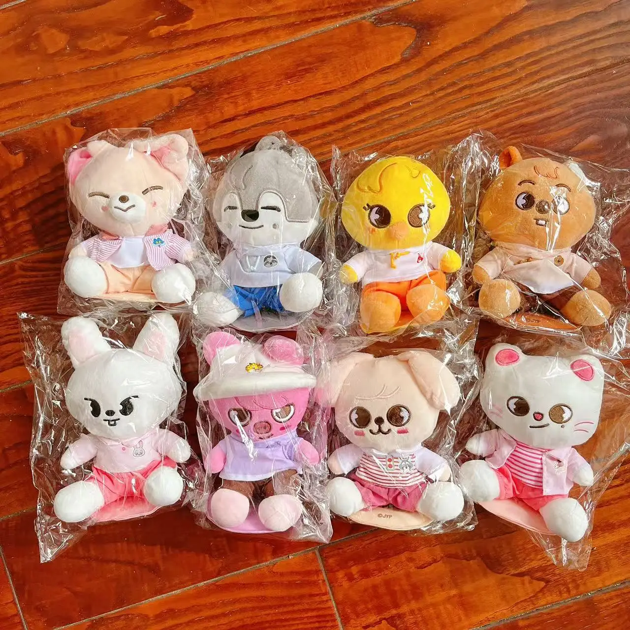 

15cm SKZOO collaboration Stray Kids plush toy Bang Chan Felix costume doll plush toy fan fashion collection birthday gift