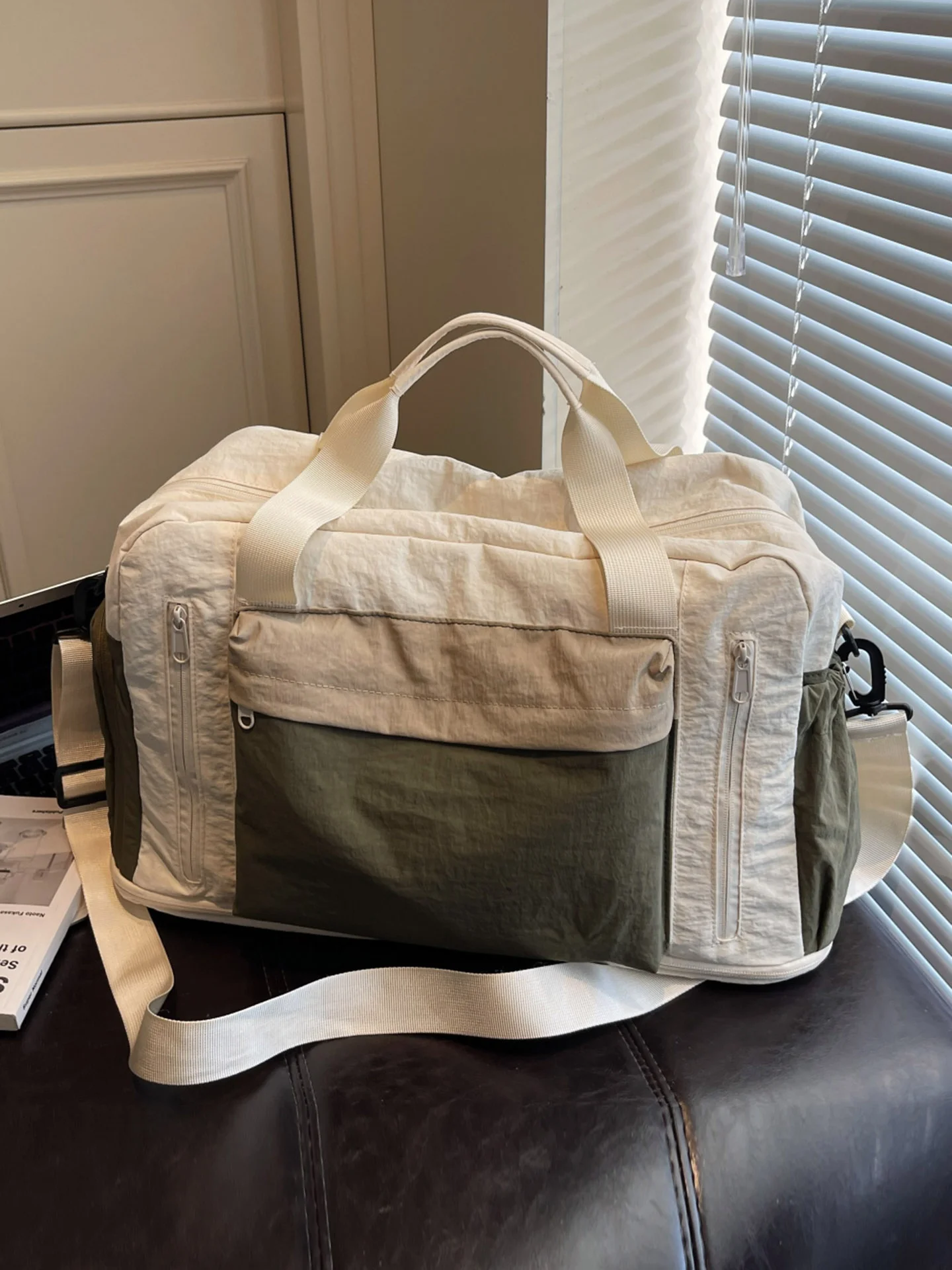 large-capacity-letter-travel-bag-fitness-bag-wet-and-dry-separation-luggage-additional-bag-check-in-bag-for-women-2026-new-style