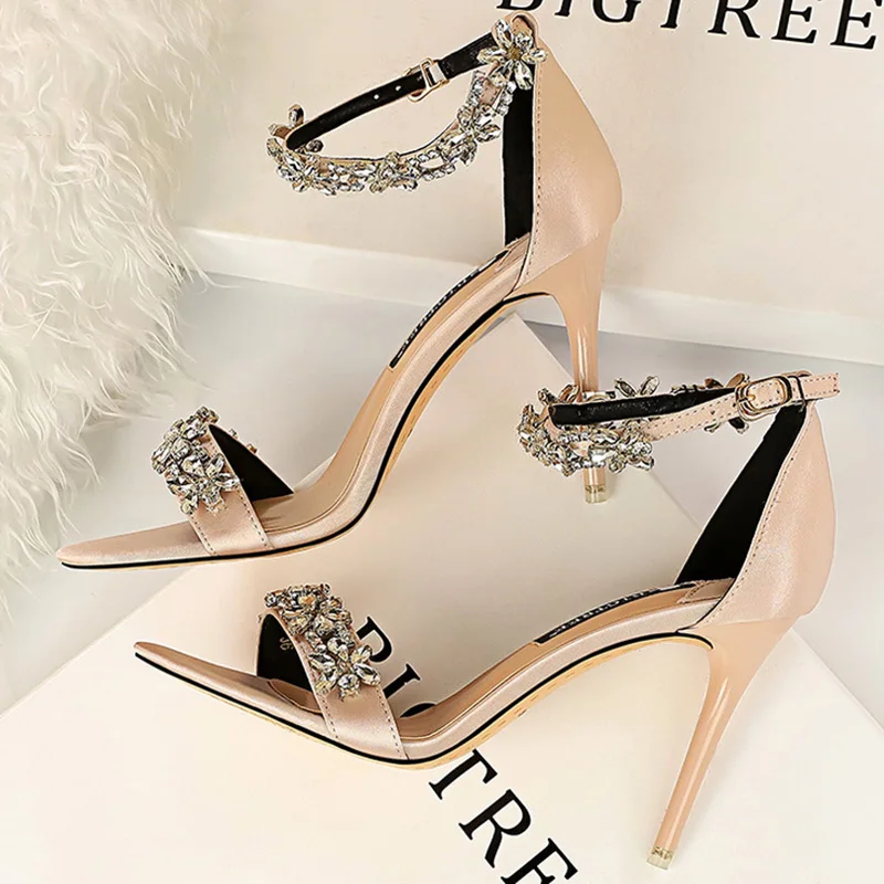 2023 New Luxury Women Open Toe Rhinestones Sandals Designer Female Sexy 11cm High Heels Sandals Party Shoes Summer Silk Sandals