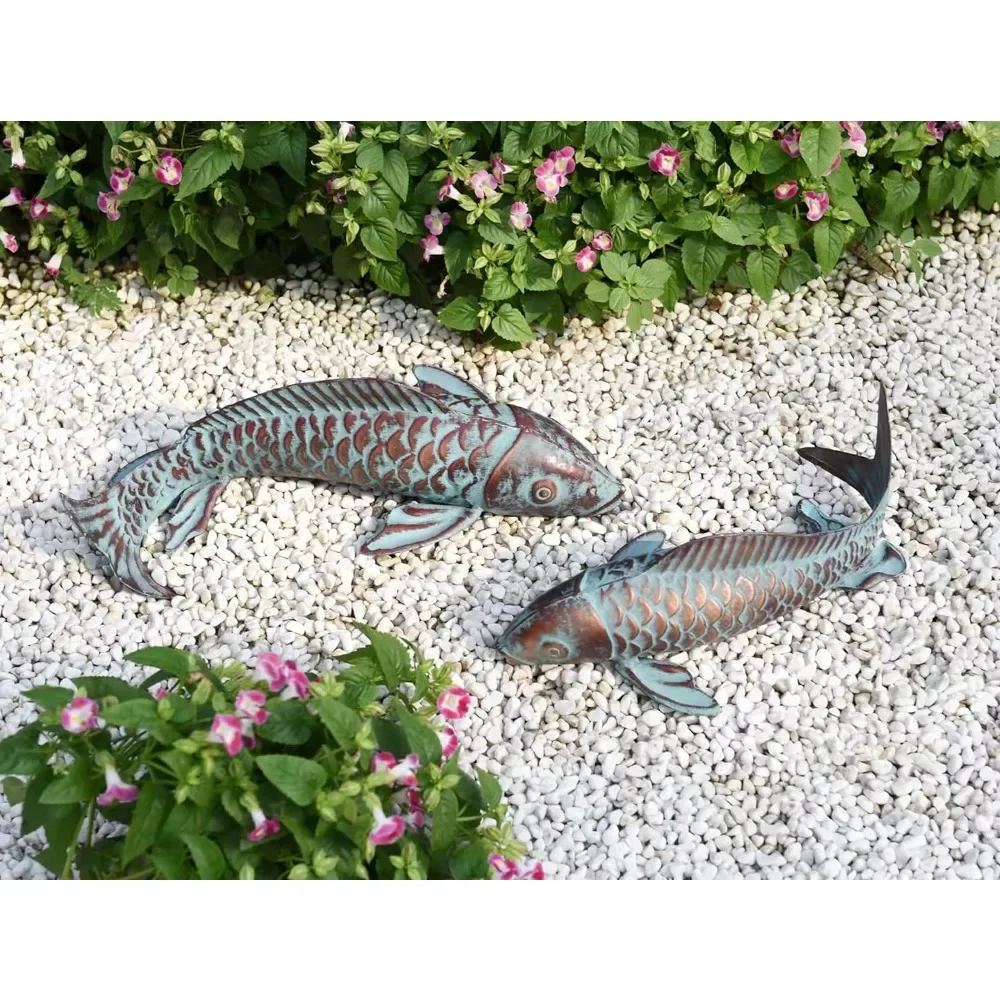 Zestaw 2 rzeźb Koi Fish do posągów zewnętrznych, metalowych ozdób ogrodowych, antycznych miedzianych dekoracji ogrodowych Fish Art