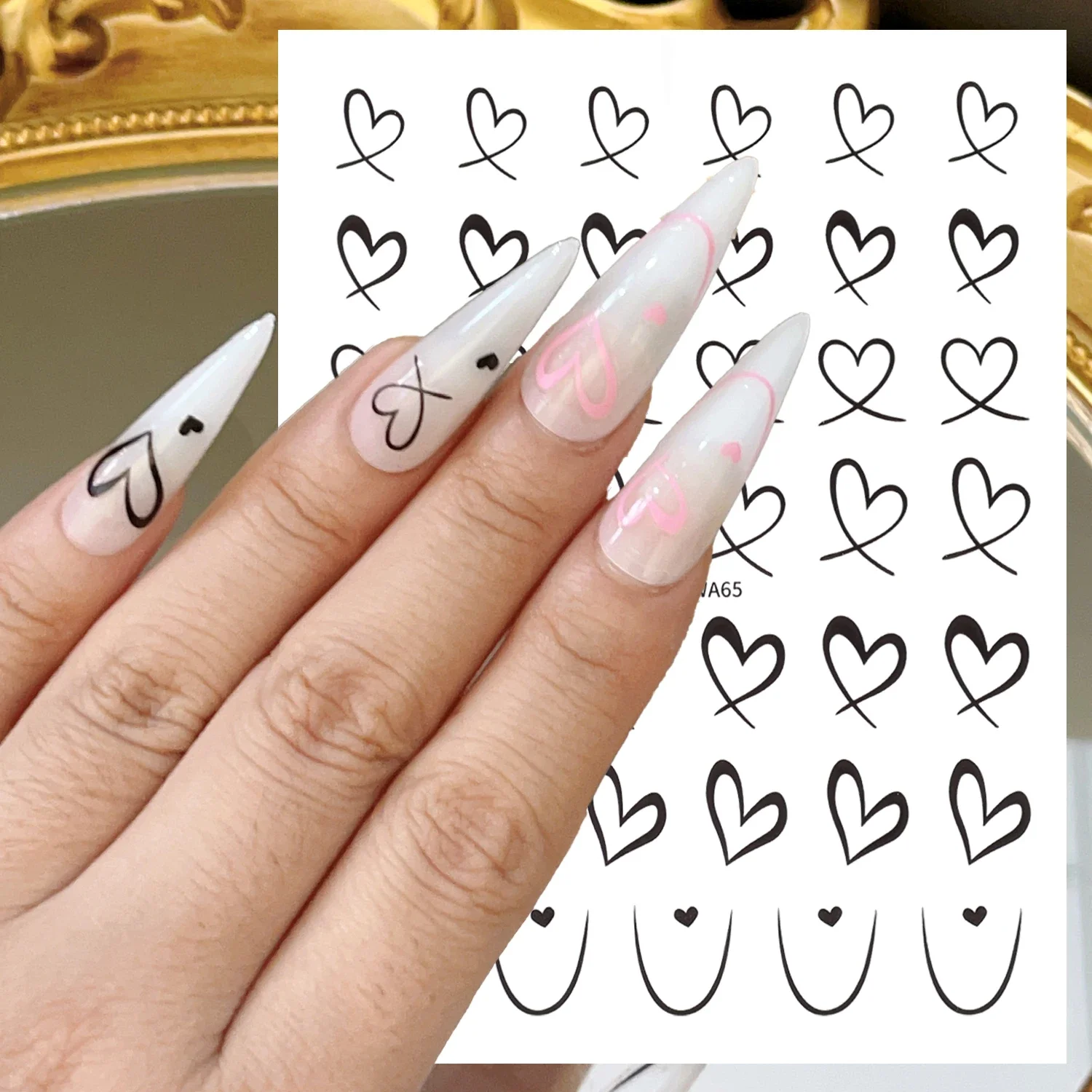 ラインラブハートネイルステッカー 3 個ブラックホワイトピンクハートネイルデカール DIY バレンタインデー粘着スライダーマニキュア装飾