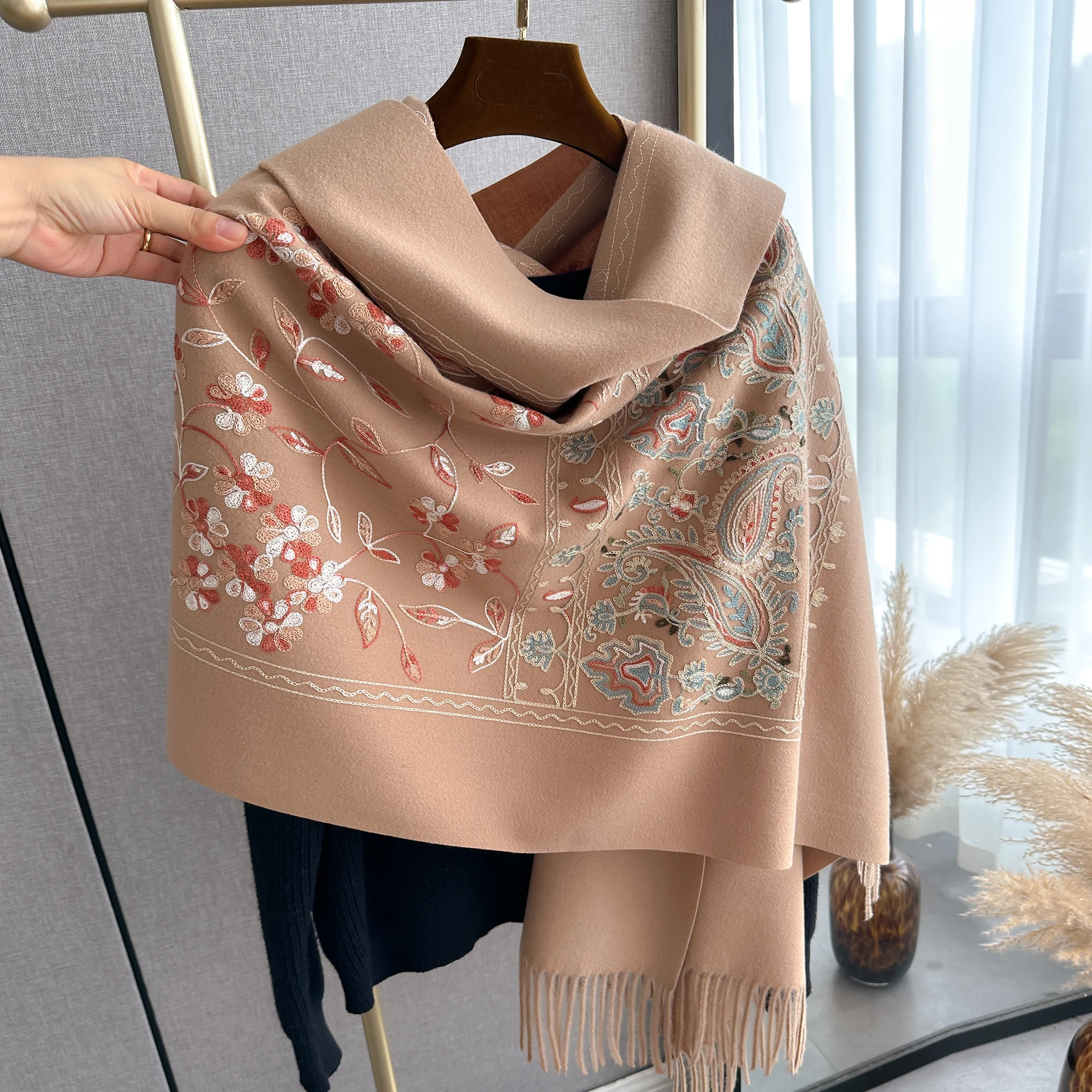 NEW Brand Embroidery Cashmere Scarf Elegant Women Winter Thick Warm Neck Pashmina Floral  Fringe Scarves Lady Blanket Soft Shawl