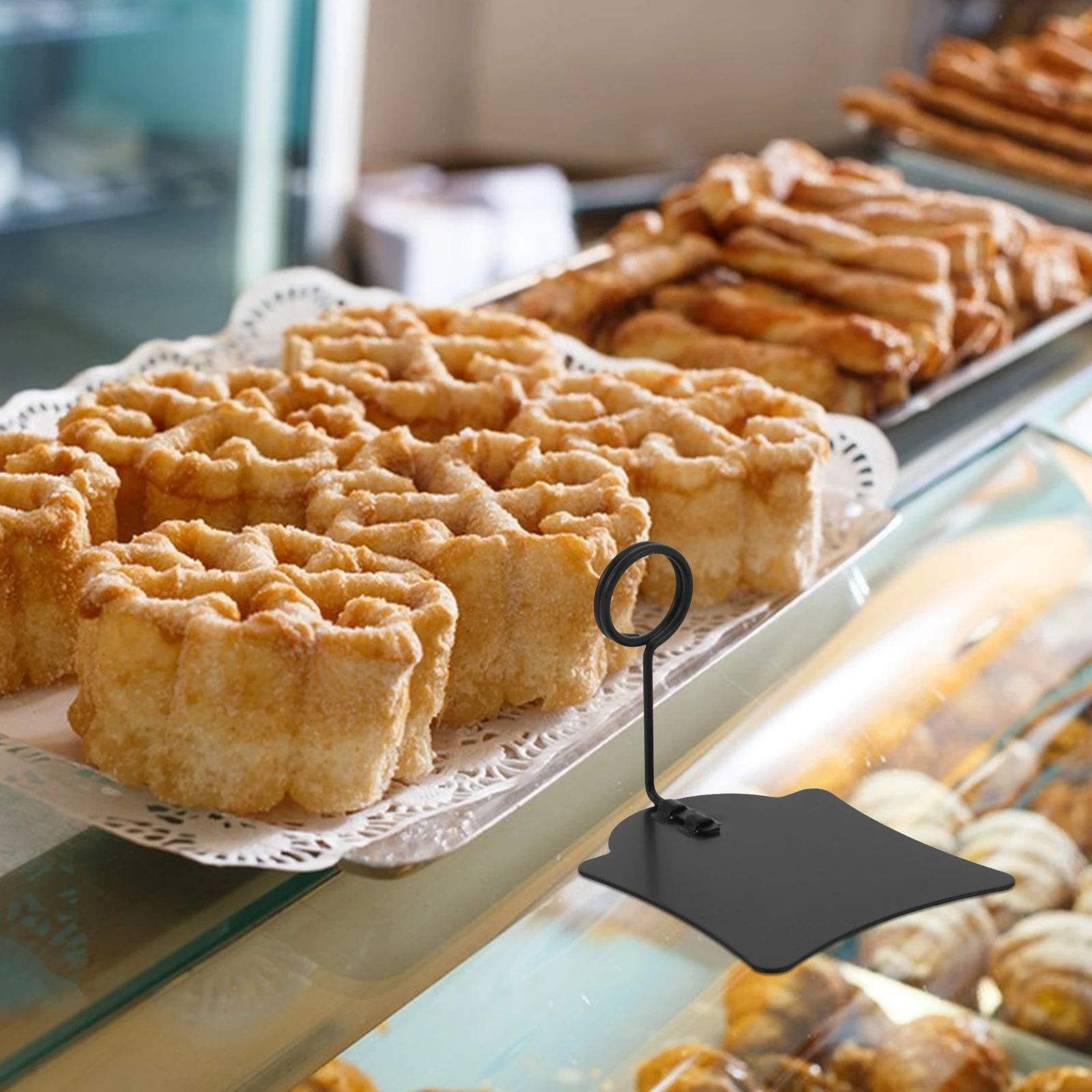 베이커리 디저트 샵 디스플레이를위한 가격 태그 스탠드 뷔페 ​​컨세션 데스크탑을위한 보안 클립 디자인 금속 라벨 스탠드